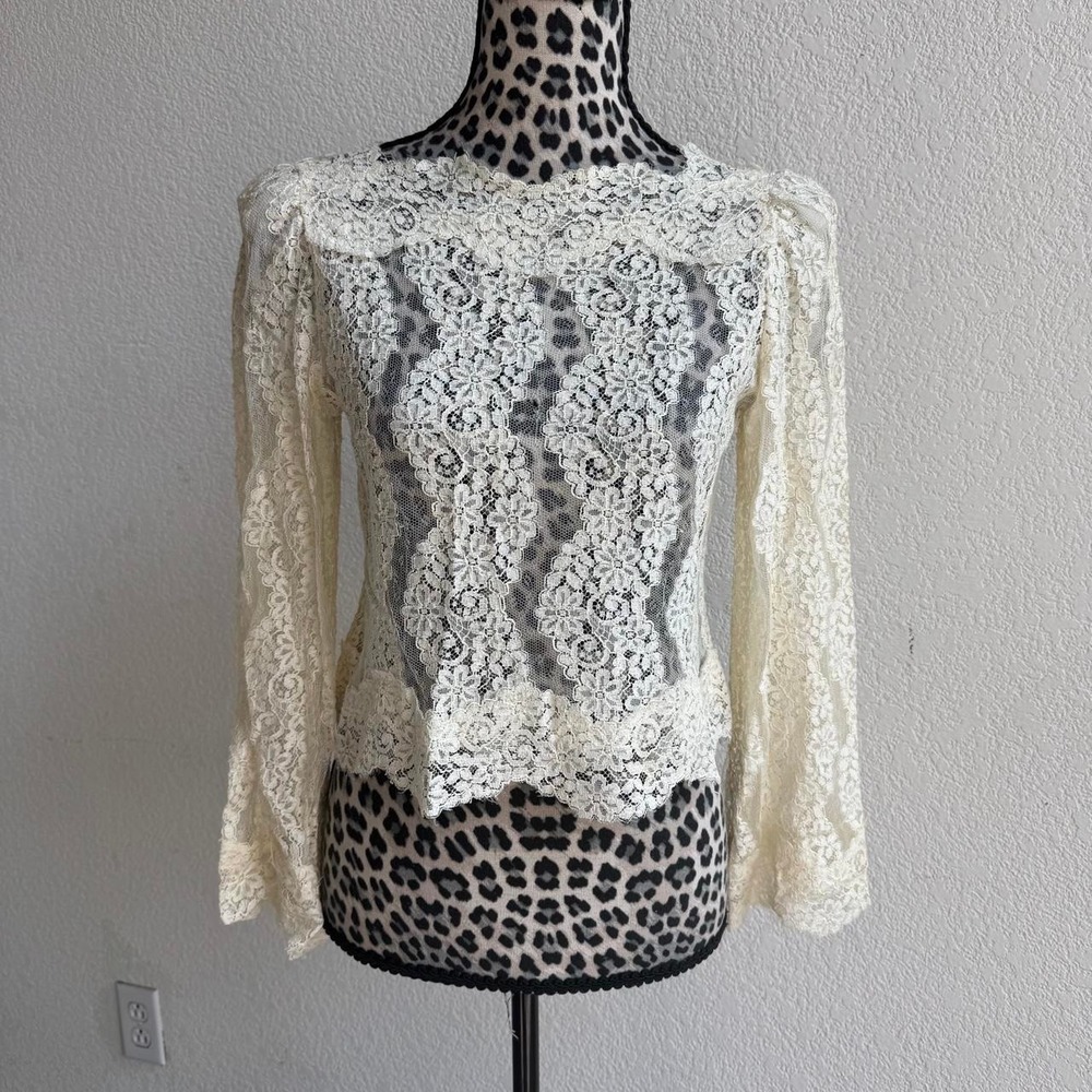 Cream lace floral sheer blouse. Size 10
